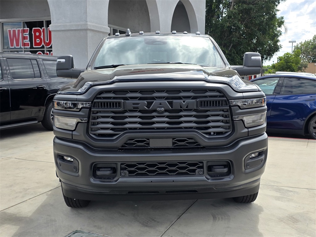 2026 Ram 3500 Tradesman photo 2