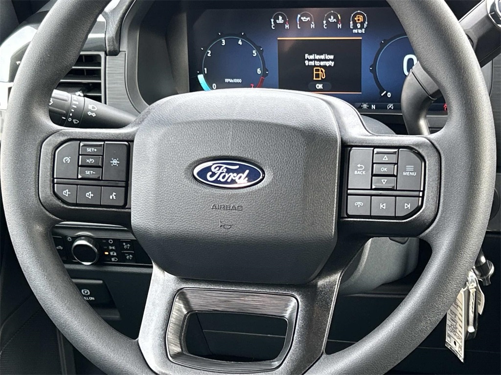 2025 Ford F-150 STX photo 14