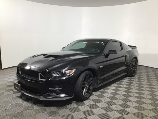 2016 Ford Mustang GT Premium photo 3