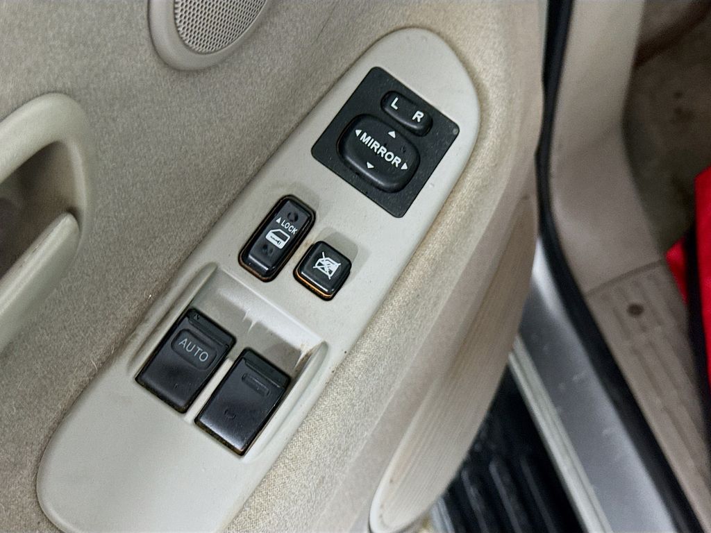 2006 Toyota Tundra SR5 photo 16