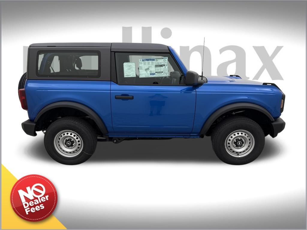 2025 Ford Bronco Base photo 2