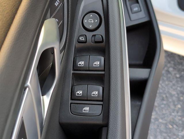 2022 Bmw 330i xDrive photo 11