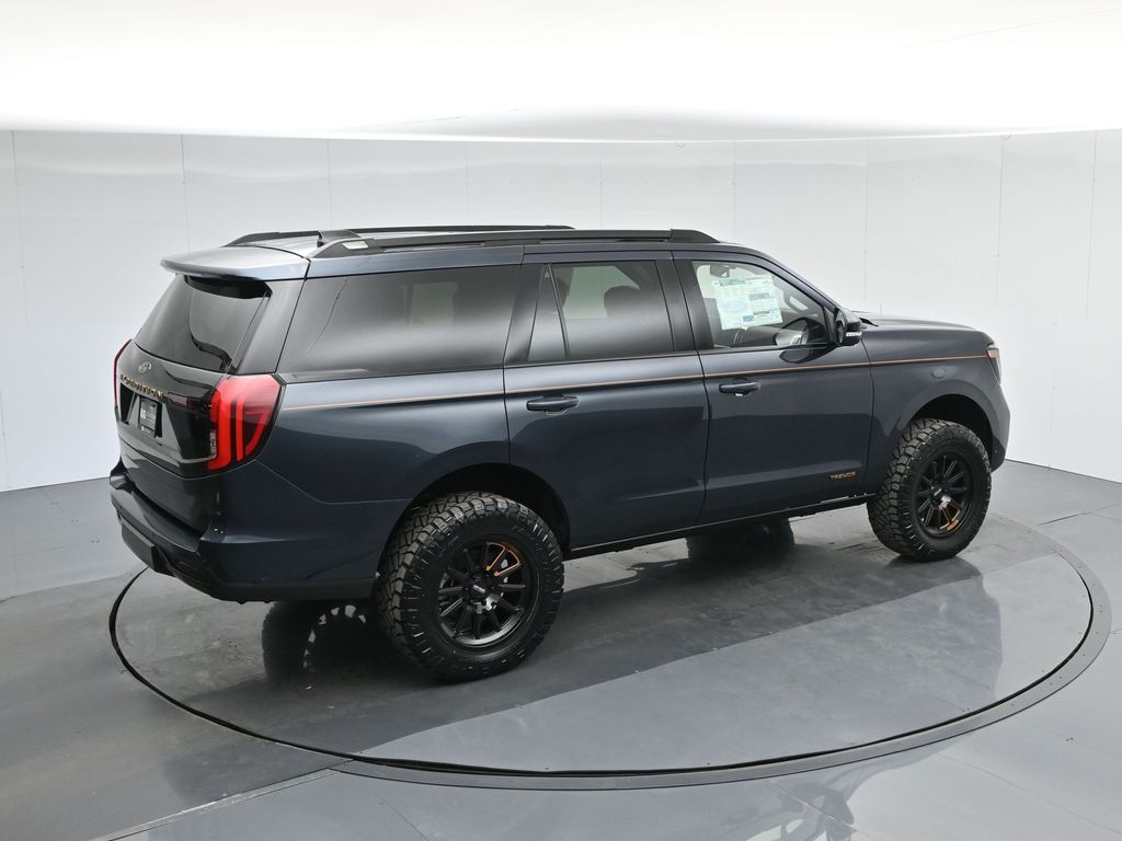 2025 Ford Expedition photo 42