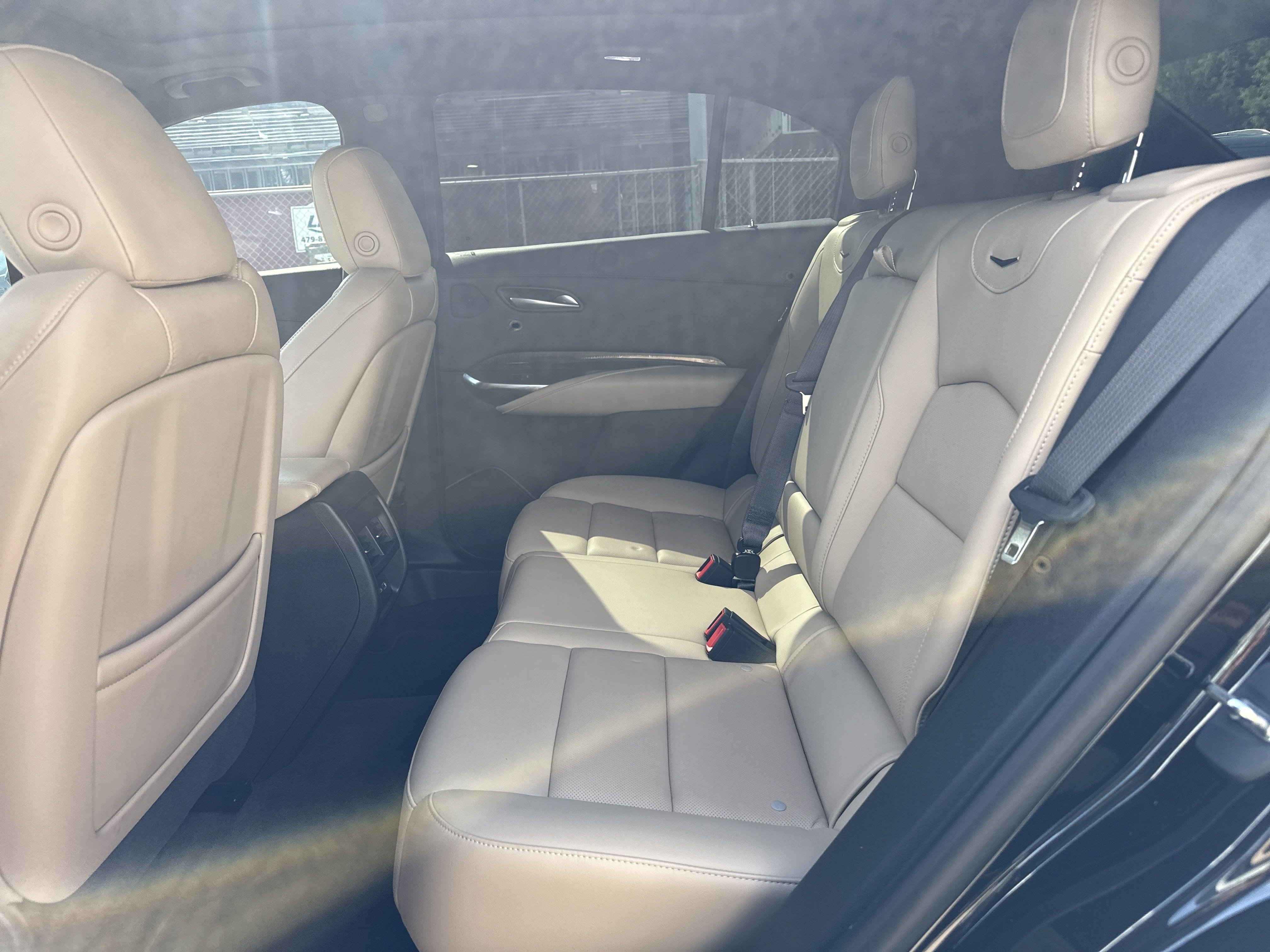 2024 Cadillac XT4 Premium Luxury photo 9