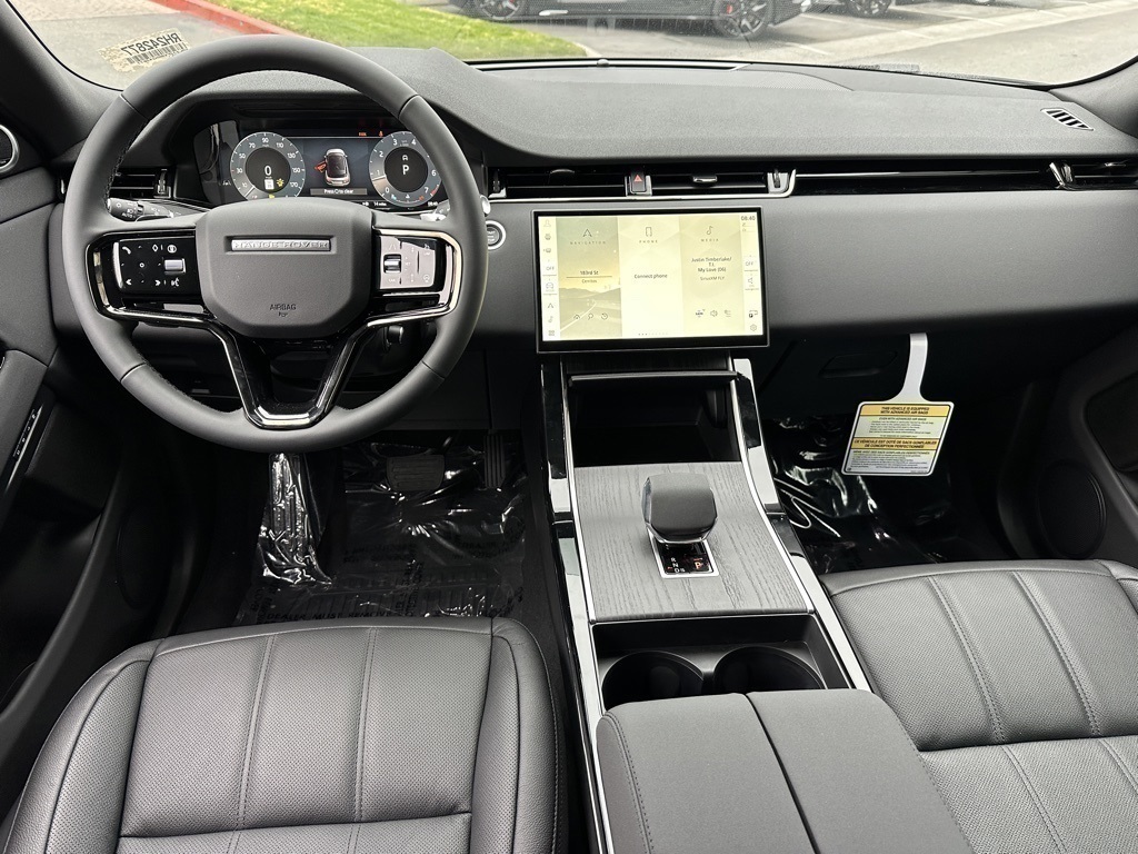 2024 Land Rover Range Rover Evoque S photo 25