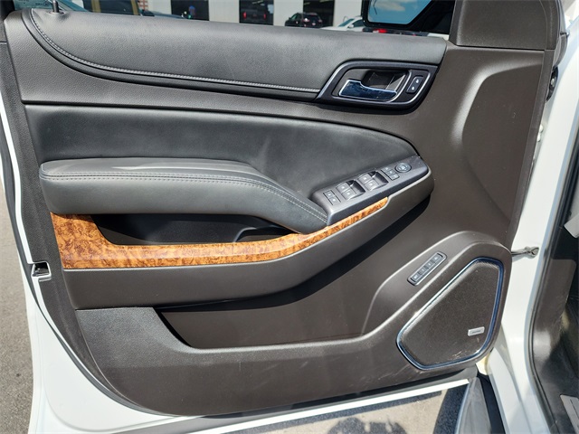 2017 Chevrolet Tahoe Premier photo 7