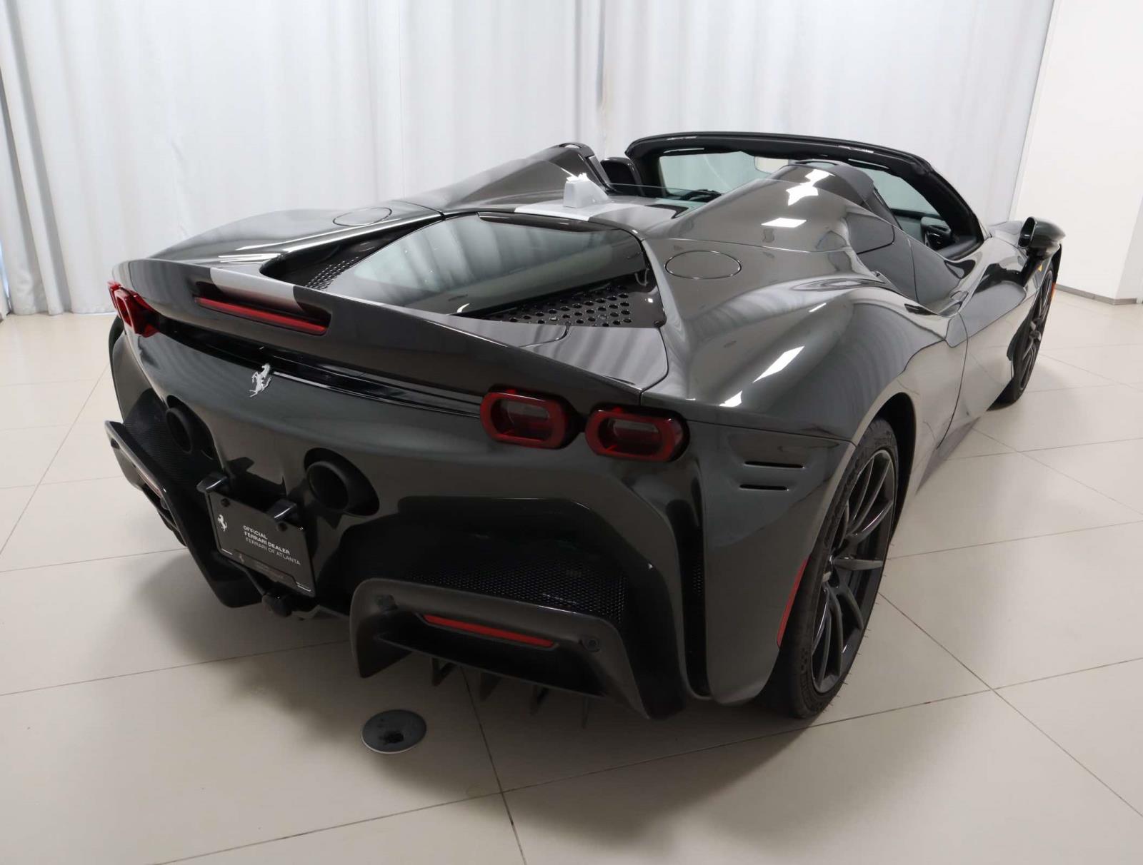 2022 Ferrari SF90 Spider photo 9