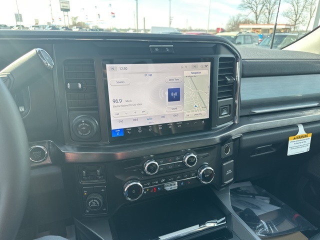 2026 Ford F-250 photo 4