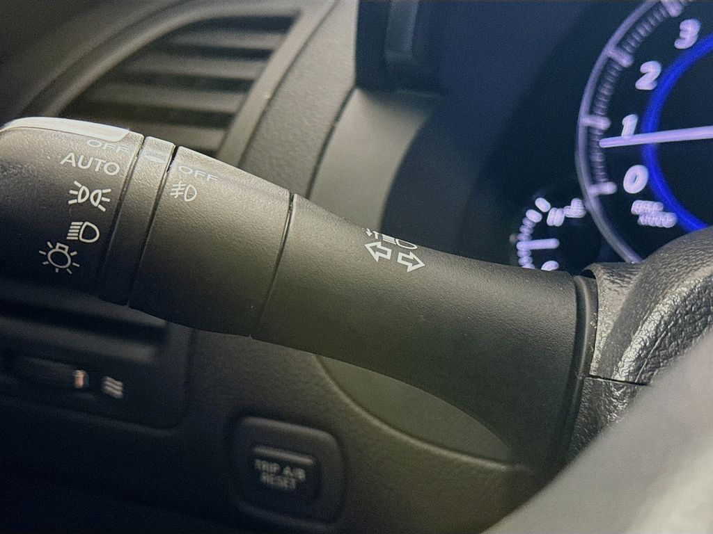 2016 Infiniti QX70 photo 12
