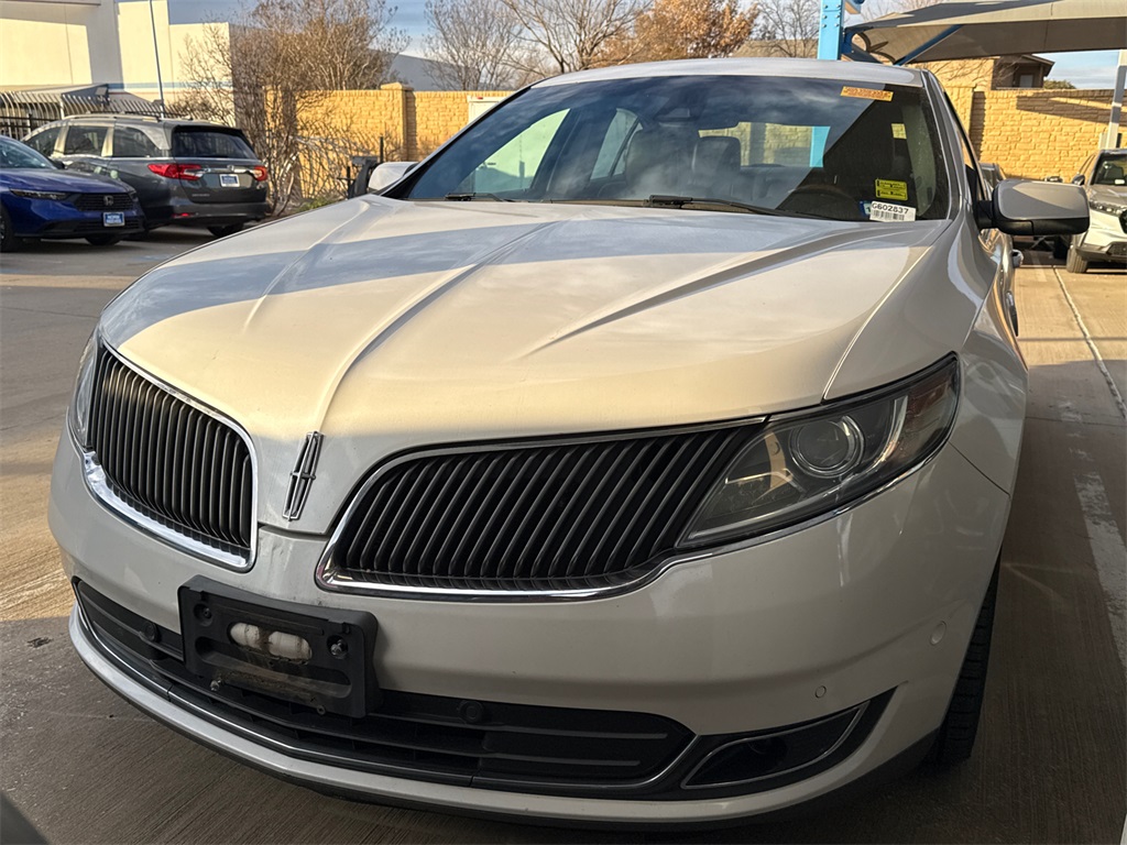 2014 Lincoln MKS Base's photo