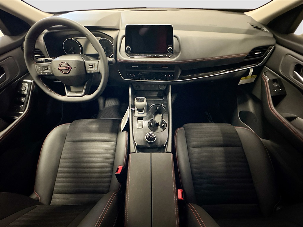 2026 Nissan Rogue SV photo 6