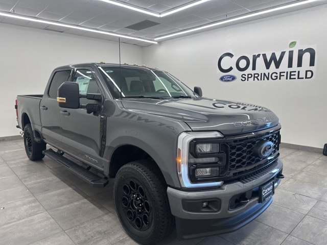 2025 Ford F-250 XLT photo 4