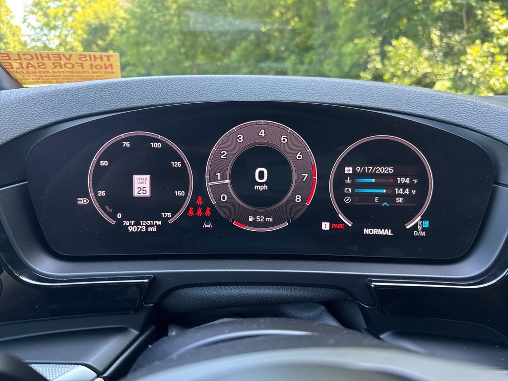 2024 Porsche Cayenne Base photo 16