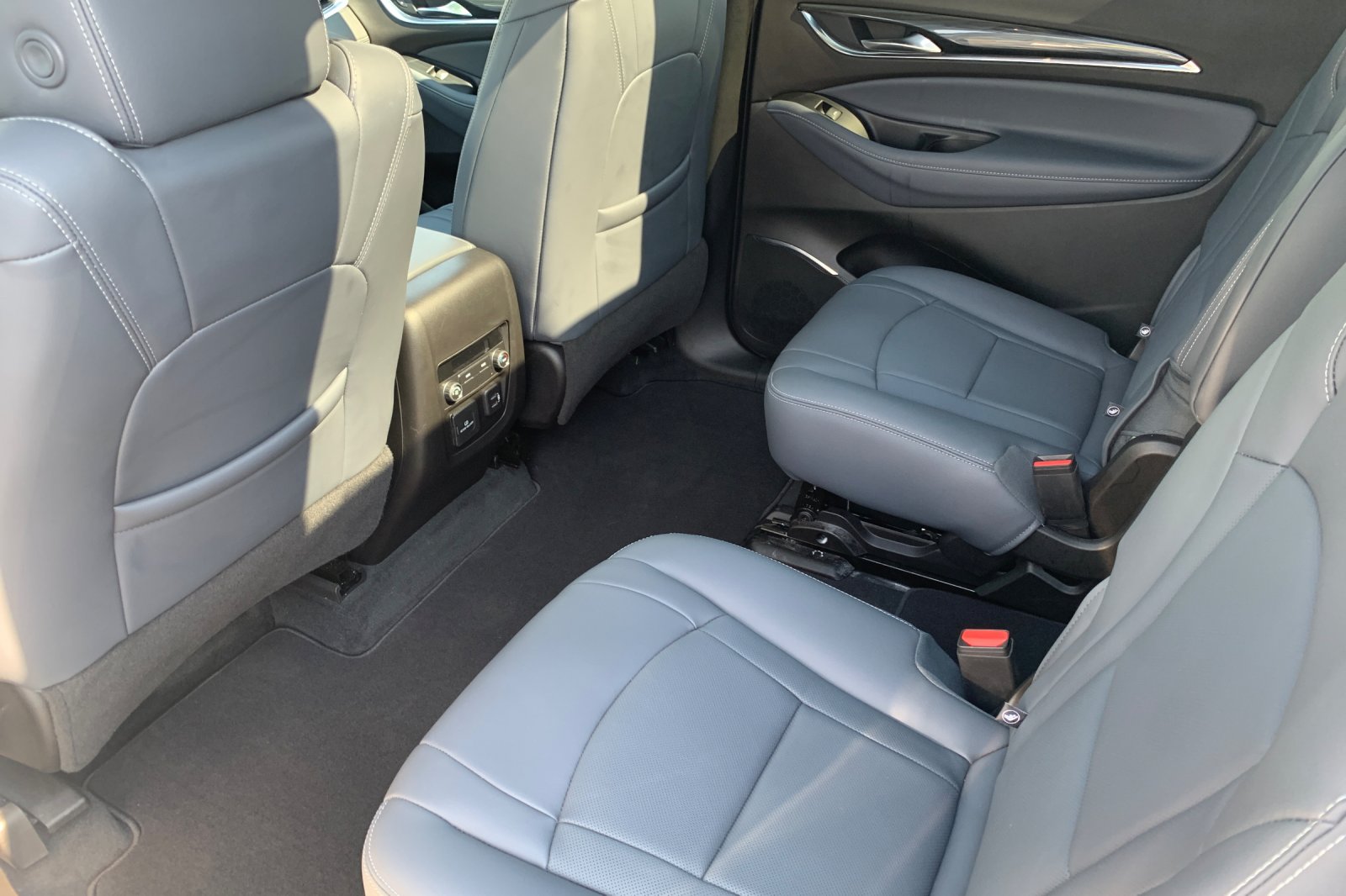 2023 Buick Enclave Essence photo 10