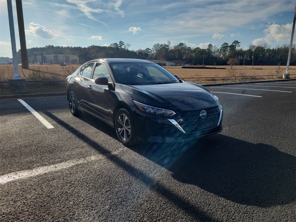 2024 Nissan Sentra SV's photo