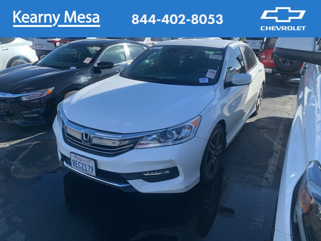 2016 Honda Accord Sport's photo