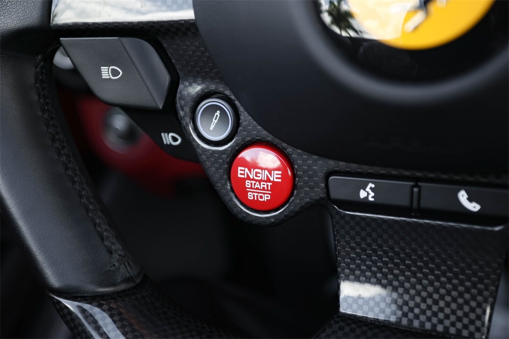 2022 Ferrari Portofino Base photo 22