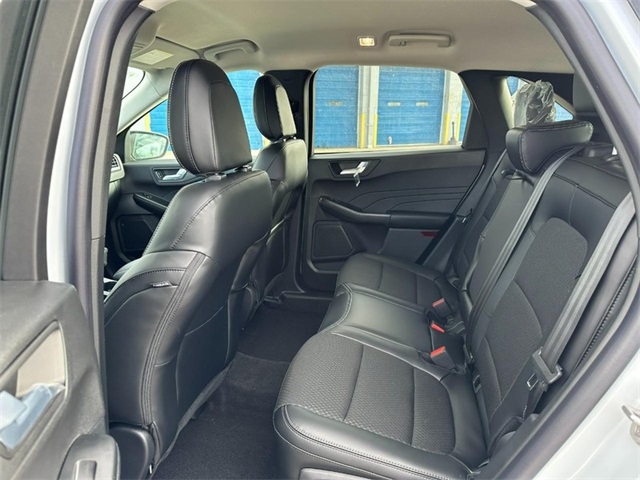 2025 Ford Escape Plug-In Hybrid photo 4