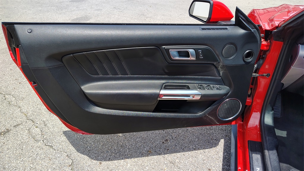 2022 Ford Mustang EcoBoost Premium Convertible photo 14