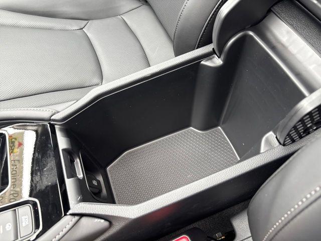 2025 Honda Accord Hybrid Touring photo 14
