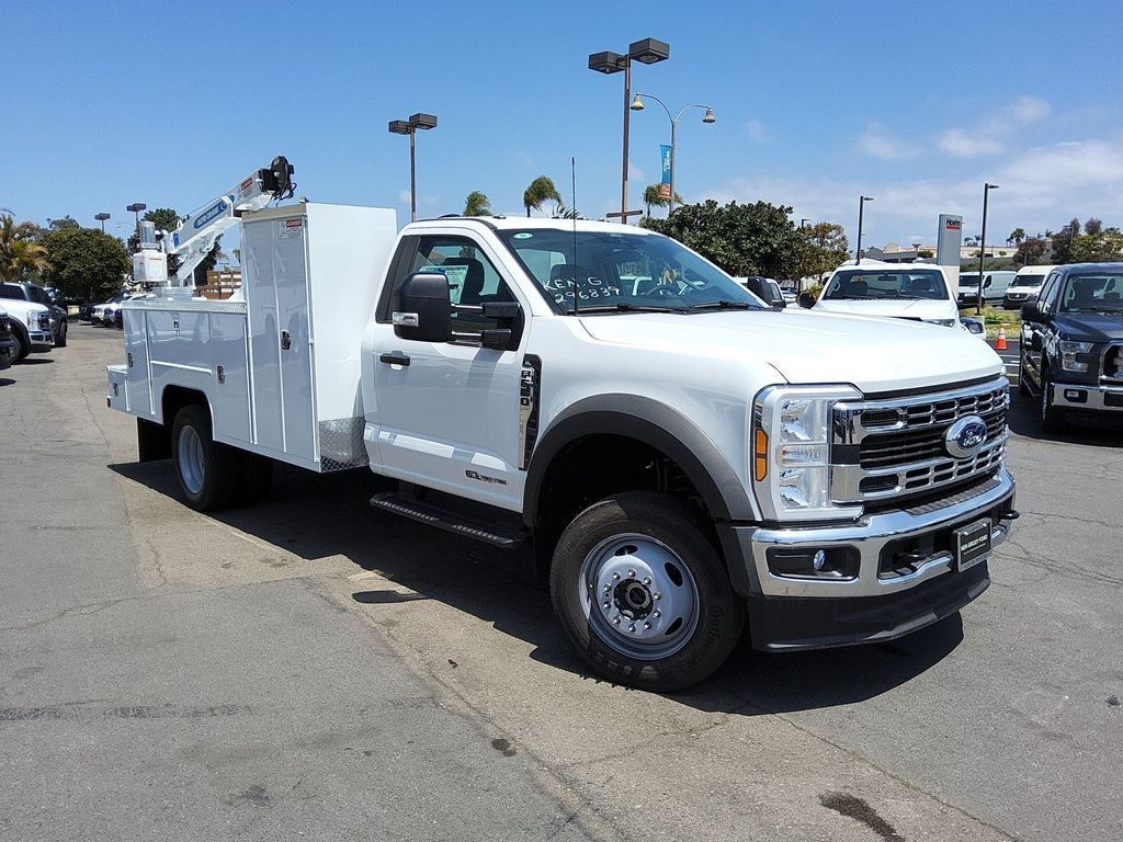 2024 Ford F-550 photo 15