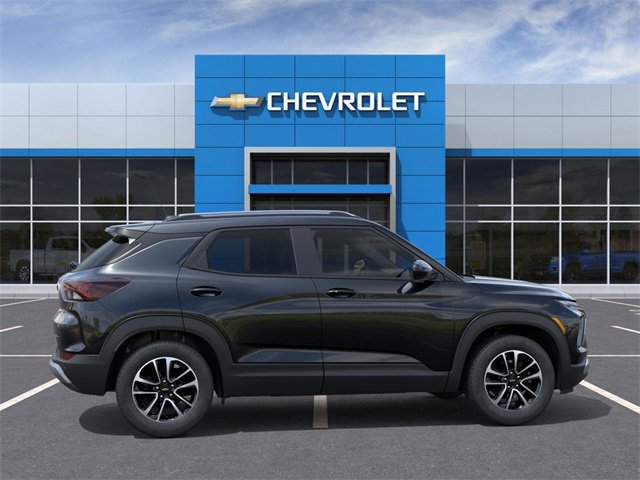 2025 Chevrolet Trailblazer LT photo 4