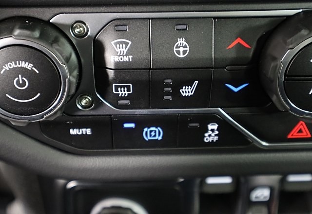 2024 Jeep Wrangler Rubicon 4xe photo 32