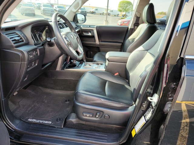 2021 Toyota 4Runner Limited photo 3