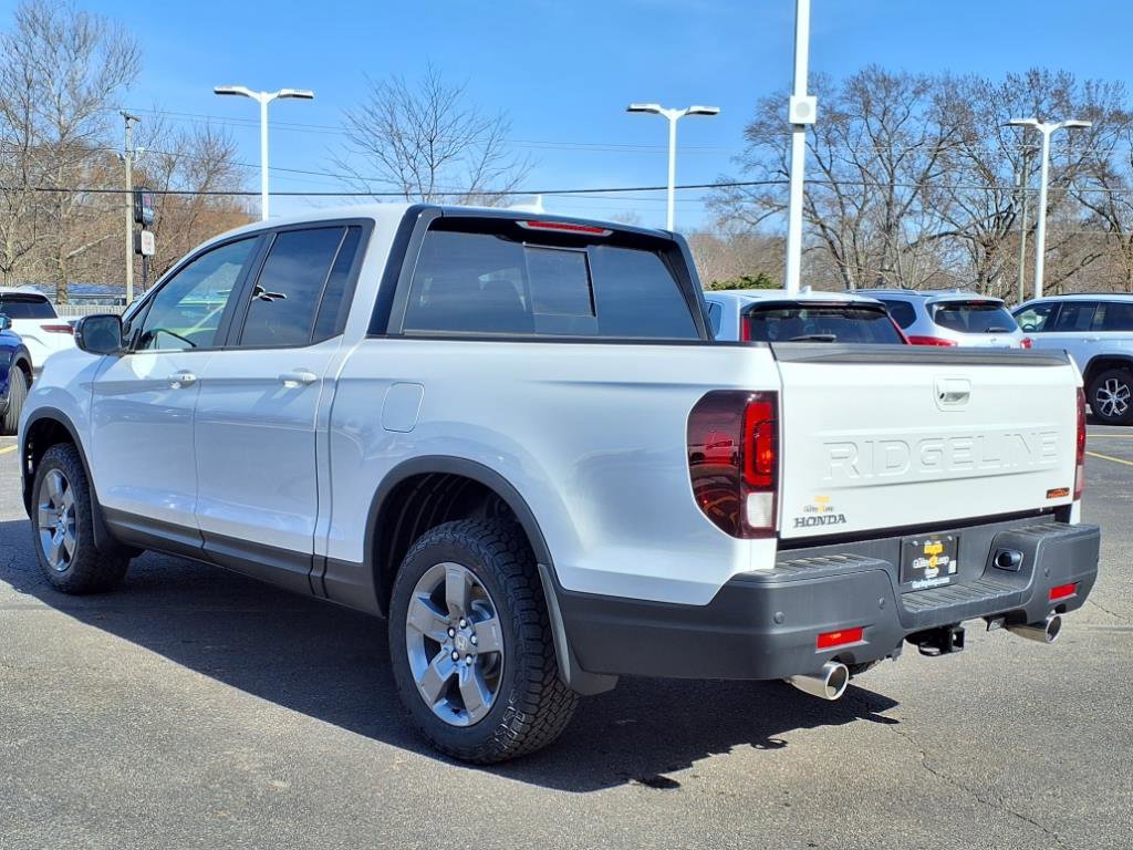 2025 Honda Ridgeline TrailSport photo 8