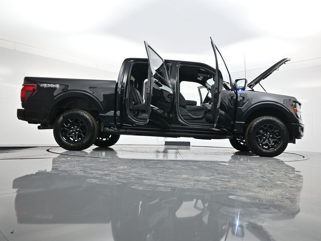 2025 Ford F-150 XLT photo 42