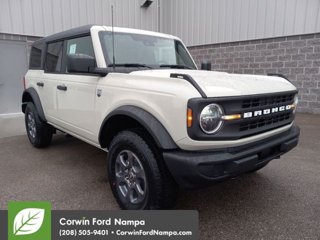 2025 Ford Bronco 4-Door Big Bend's photo