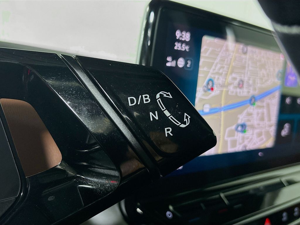 2021 Volkswagen ID.4 Pro S photo 16