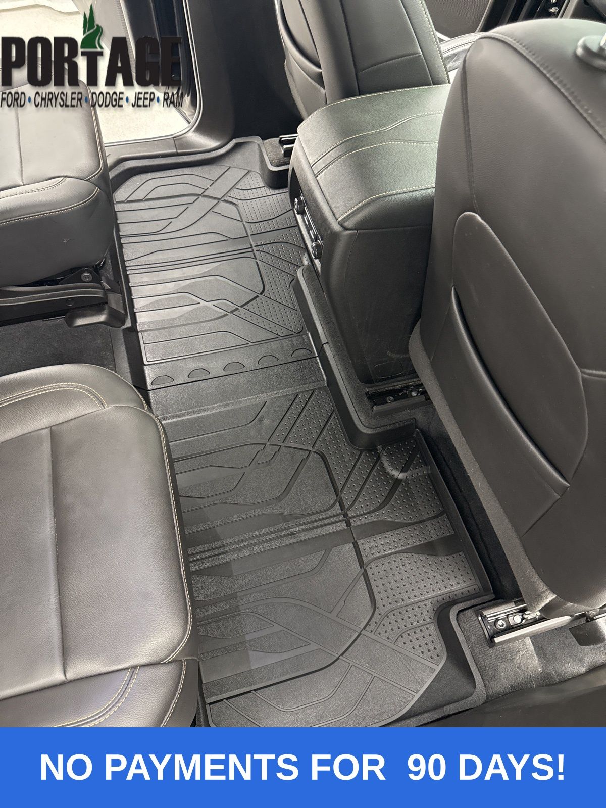 2021 Chevrolet Traverse Leather photo 25