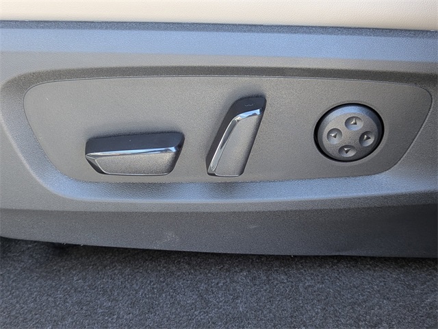 2026 Infiniti QX60 Luxe photo 22