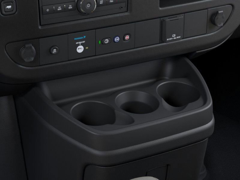 2025 Chevrolet Express Cargo 3500 photo 21