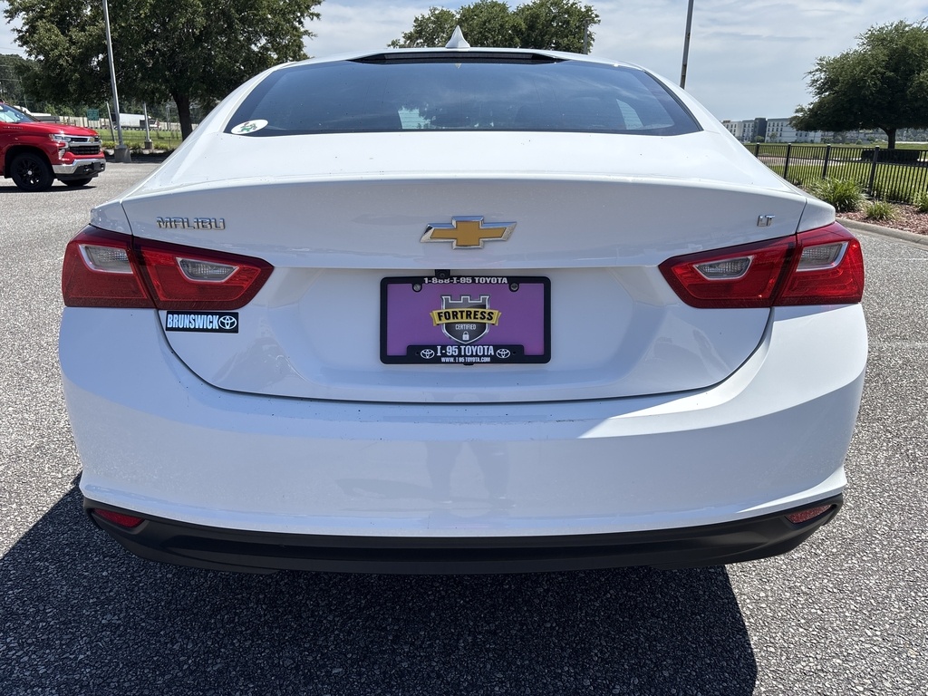 2023 Chevrolet Malibu 1LT photo 4