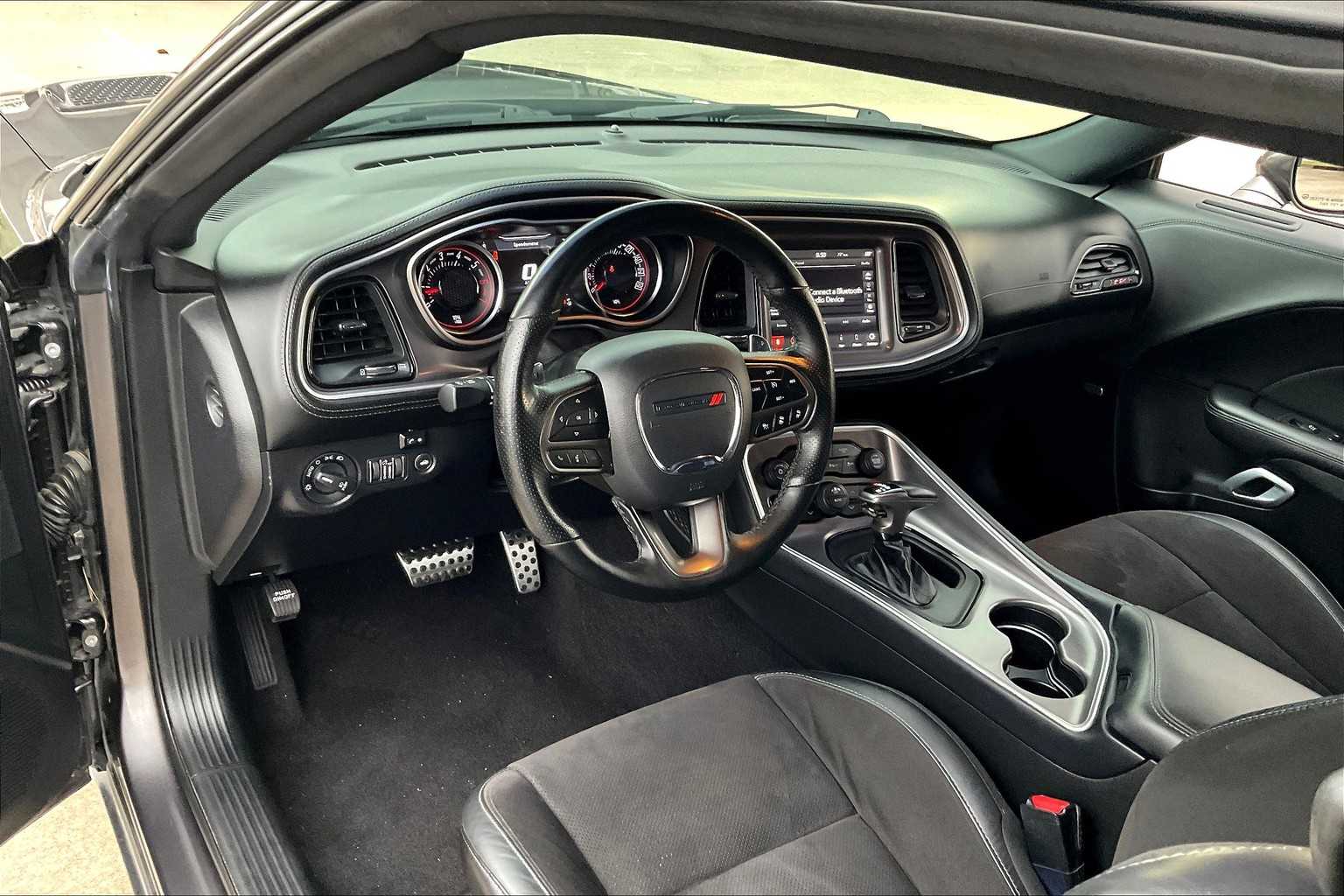 2021 Dodge Challenger R/T Scat Pack photo 16