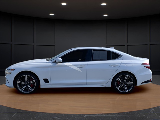 2025 Genesis G70 2.5T photo 2