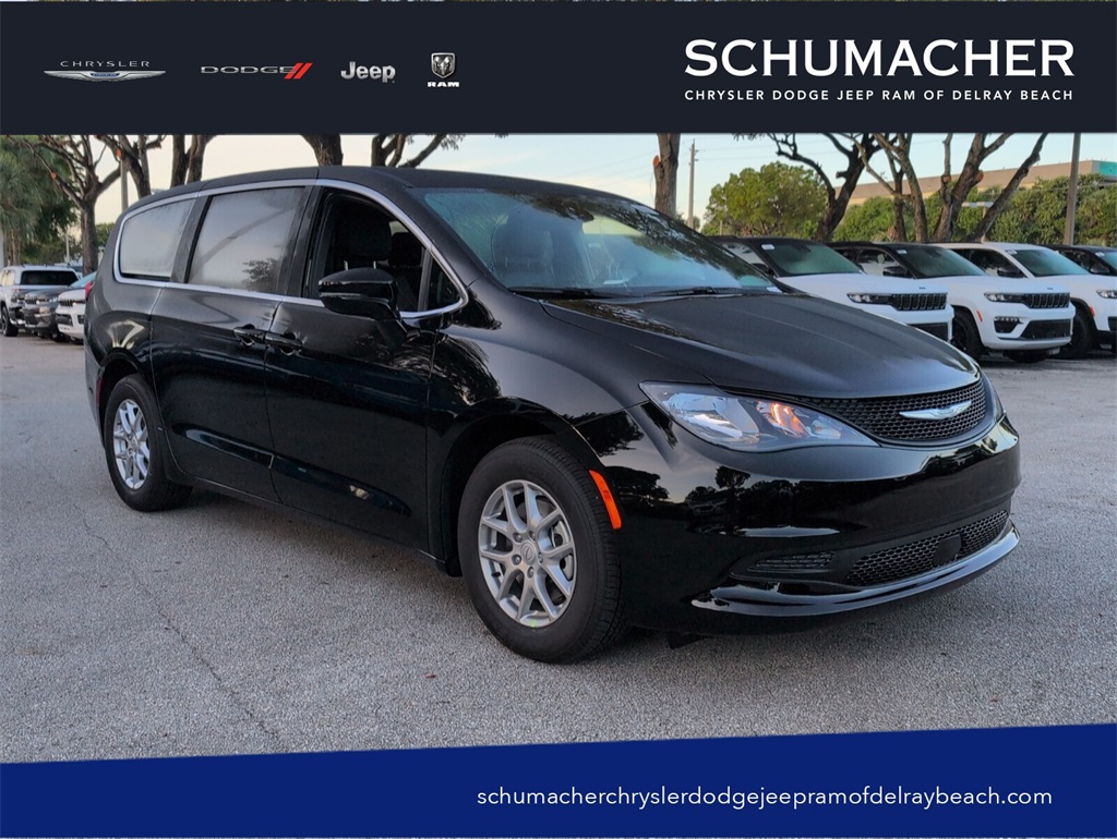 2026 Chrysler Voyager LX