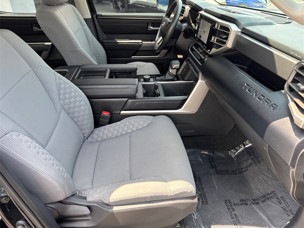 2022 Toyota Tundra SR5 photo 14