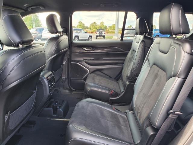 2022 Jeep Grand Cherokee Altitude photo 20