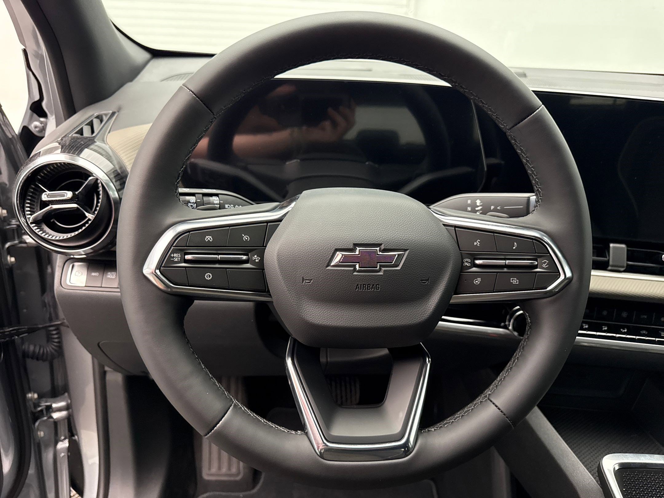 2026 Chevrolet Equinox LT photo 11