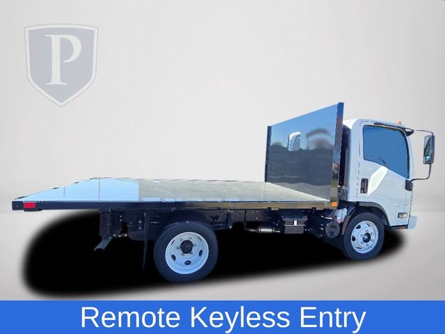 2025 Chevrolet Silverado 4500HD photo 3