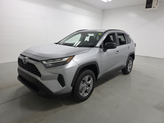 2025 Toyota RAV4 Hybrid LE photo 2
