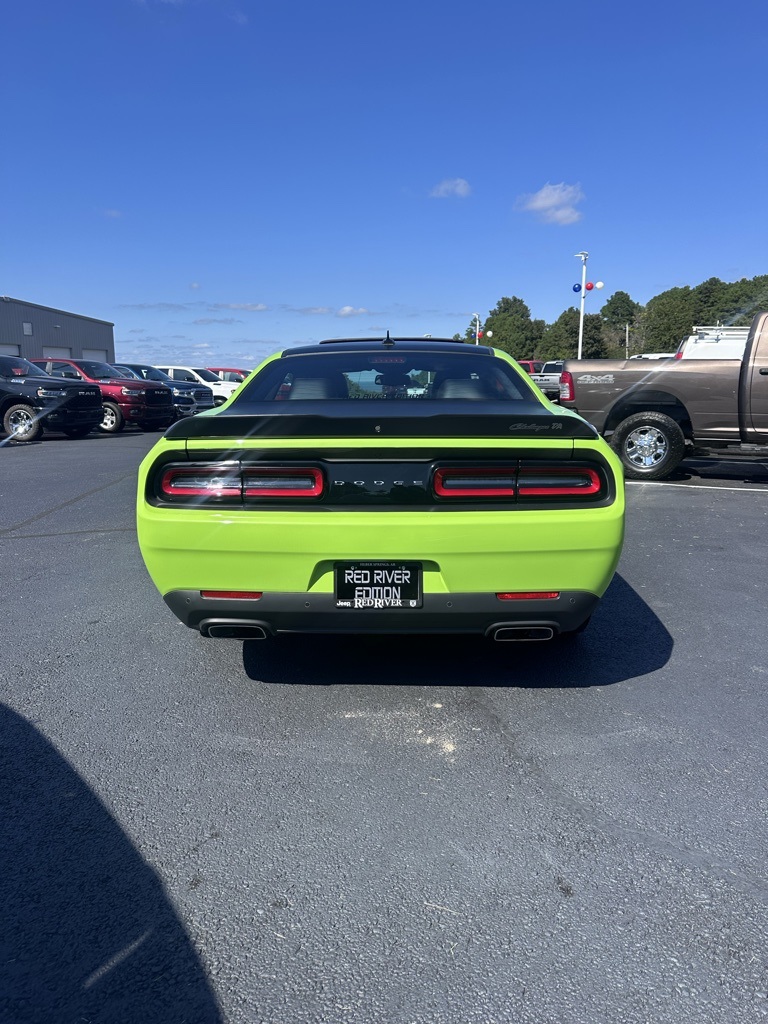 2023 Dodge Challenger R/T photo 2