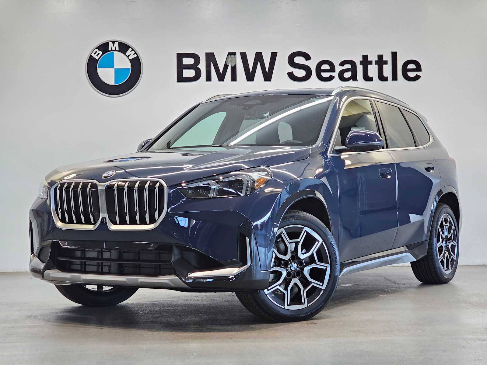 2026 BMW X1 28i's photo
