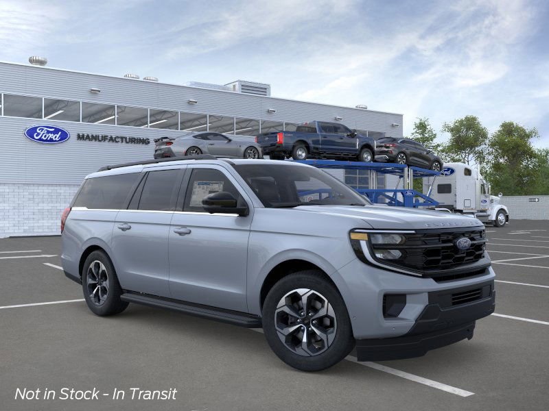 2026 Ford Expedition Active's photo