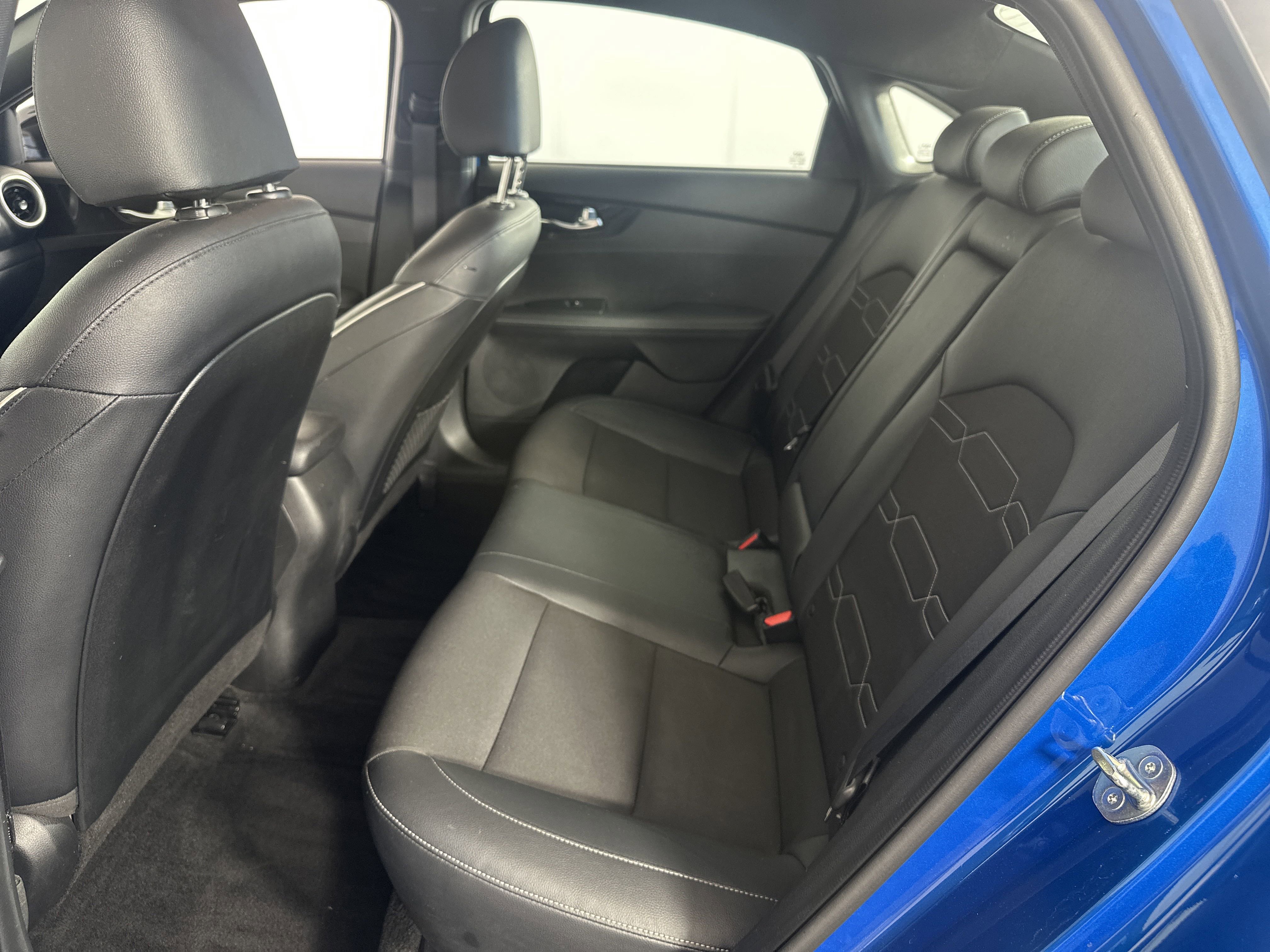 2023 Kia Forte GT-Line photo 4