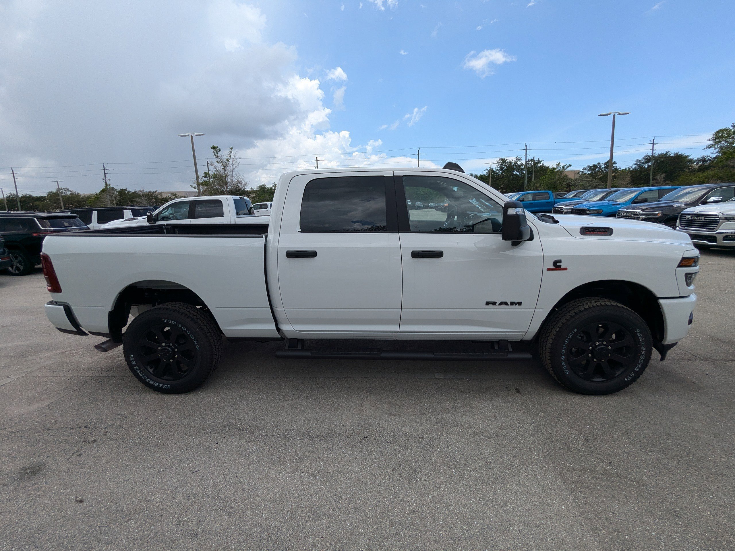 2025 Ram 2500 Big Horn photo 4