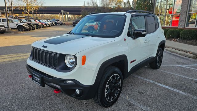 2023 Jeep Renegade Trailhawk's photo